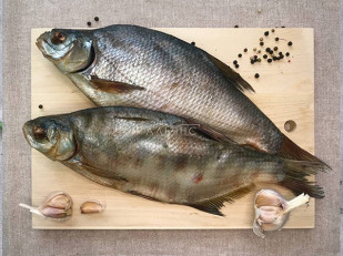 Креветки вяленые: Лещ цимлянский вяленый